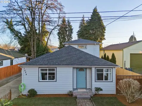 1424 D Street Washougal WA 98671