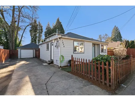 1424 D Street Washougal WA 98671