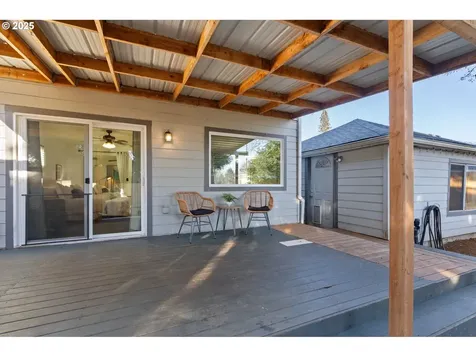 1424 D Street Washougal WA 98671