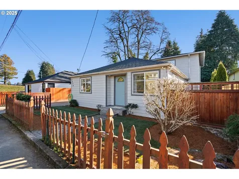 1424 D Street Washougal WA 98671