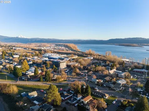 1424 D Street Washougal WA 98671