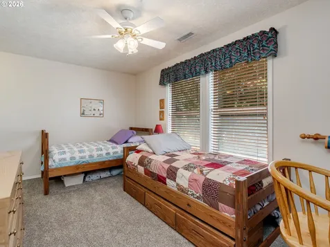 2145 NW Chrystal Drive Mcminnville OR 97128