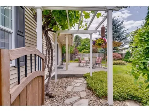 2145 NW Chrystal Drive Mcminnville OR 97128