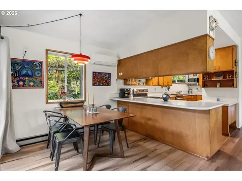 2795 Central Boulevard Eugene OR 97403