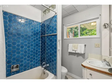 2795 Central Boulevard Eugene OR 97403