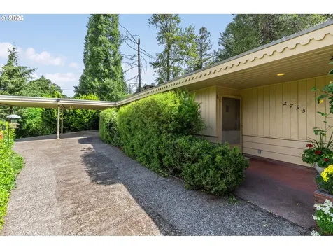 2795 Central Boulevard Eugene OR 97403