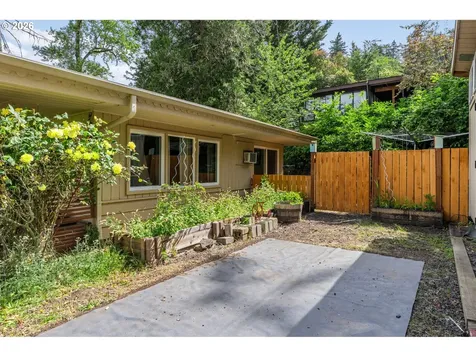 2795 Central Boulevard Eugene OR 97403