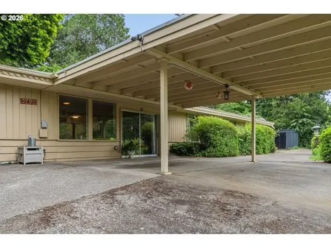 2795 Central Boulevard Eugene OR 97403
