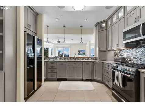 16700 SW Parrett Mountain Road Sherwood OR 97140
