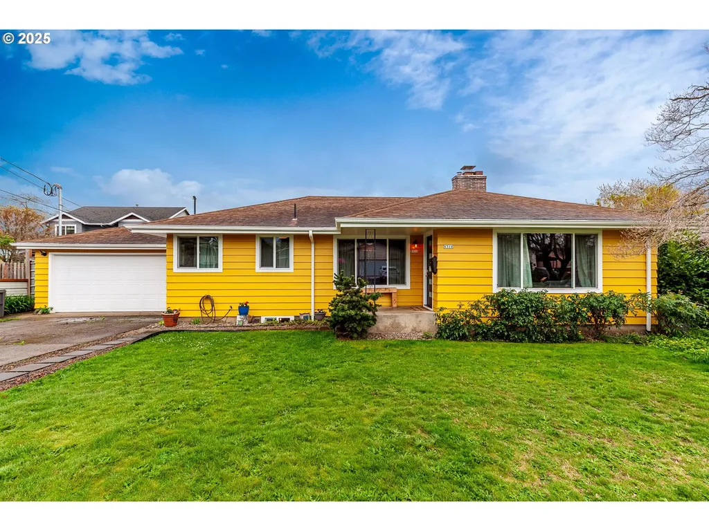 8310 NE Eugene Street Portland OR 97220