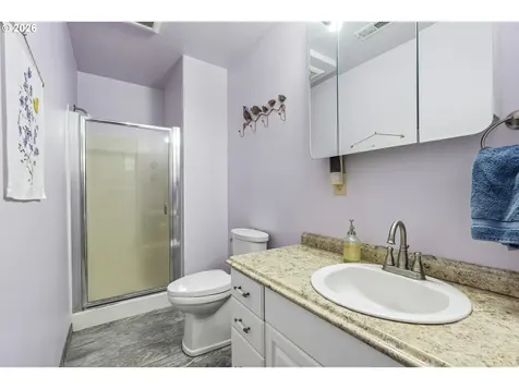 12215 SW Cresmoor Drive Beaverton OR 97008