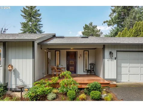 4721 SW 45th Avenue Portland OR 97221