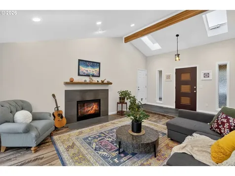 4721 SW 45th Avenue Portland OR 97221