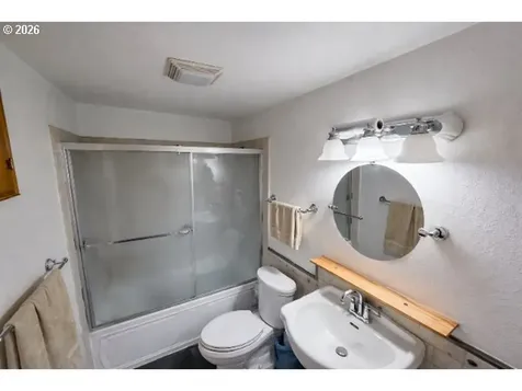 3704 E 14th Street Vancouver WA 98661