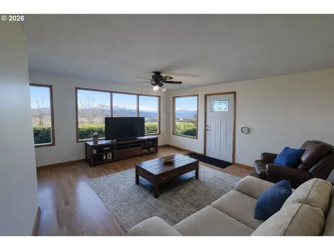 3704 E 14th Street Vancouver WA 98661
