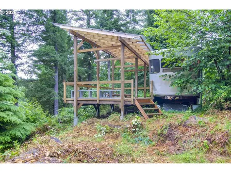 1241 N Fork Road Washougal WA 98671