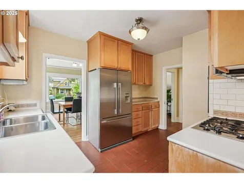 1948 SE 52nd Avenue Portland OR 97215