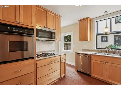1948 SE 52nd Avenue Portland OR 97215