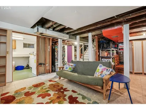 1948 SE 52nd Avenue Portland OR 97215