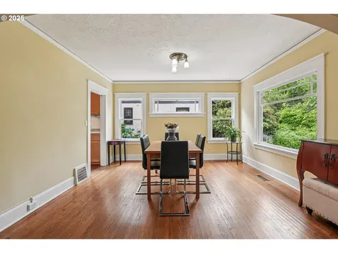 1948 SE 52nd Avenue Portland OR 97215