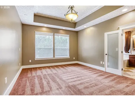 7015 SE 127th Avenue Portland OR 97236