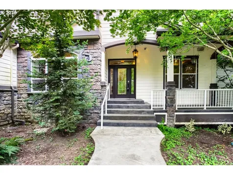 7015 SE 127th Avenue Portland OR 97236