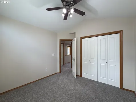 1126 S Oleander Lane Cornelius OR 97113