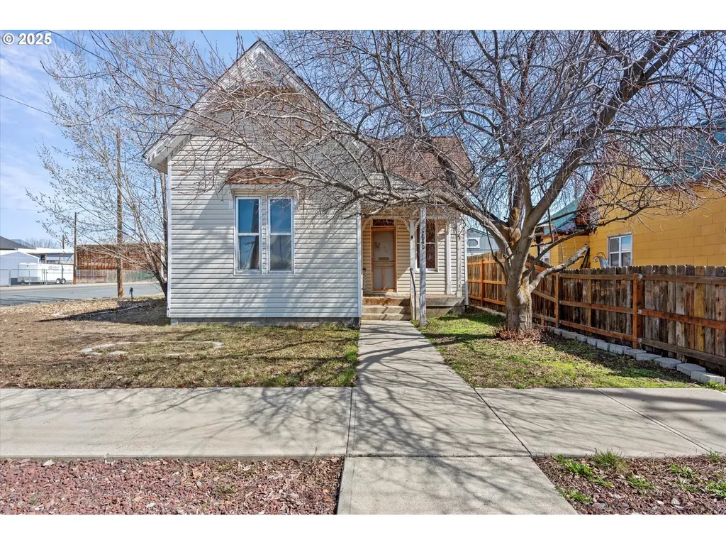 2040 8th Street Baker City OR 97814