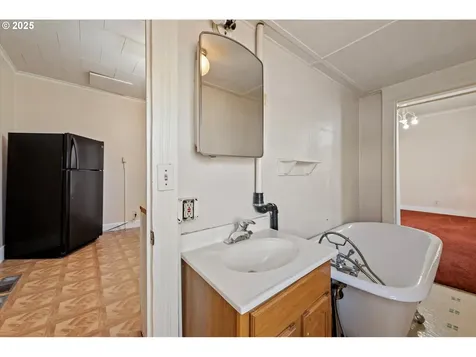 2040 8th Street Baker City OR 97814