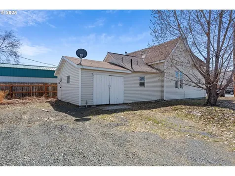 2040 8th Street Baker City OR 97814