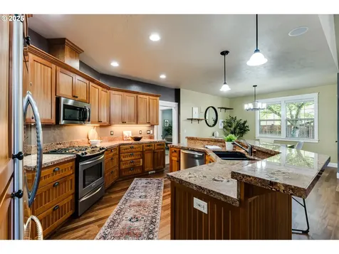 2647 Crowther Drive Eugene OR 97404
