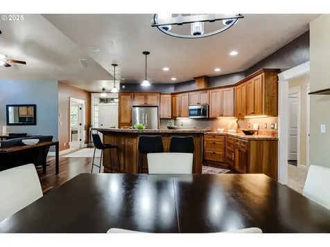 2647 Crowther Drive Eugene OR 97404