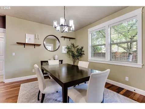 2647 Crowther Drive Eugene OR 97404