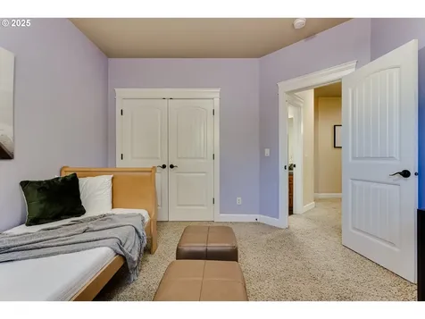 2647 Crowther Drive Eugene OR 97404