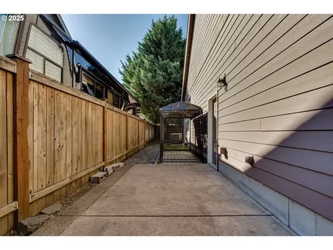 2647 Crowther Drive Eugene OR 97404