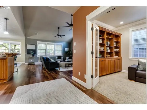 2647 Crowther Drive Eugene OR 97404