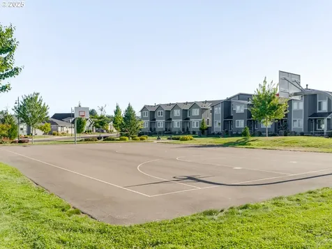 7341 SE Treeline Street Hillsboro OR 97123