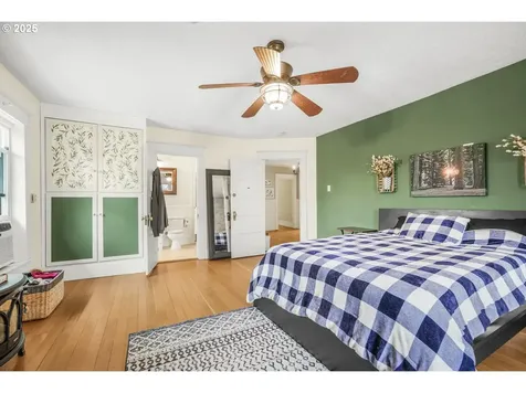 2611 S Troutdale Road Troutdale OR 97060