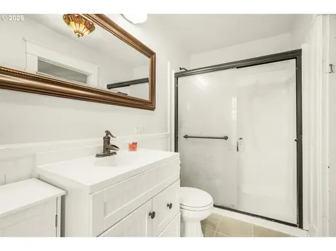2611 S Troutdale Road Troutdale OR 97060