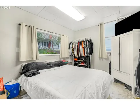 2611 S Troutdale Road Troutdale OR 97060