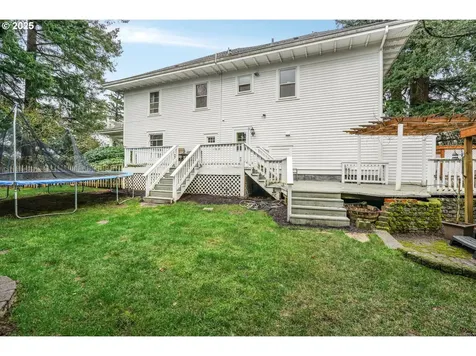 2611 S Troutdale Road Troutdale OR 97060