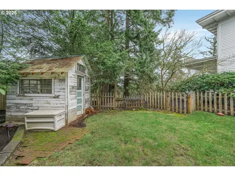 2611 S Troutdale Road Troutdale OR 97060