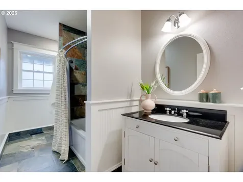 4188 SW 100th Terrace Beaverton OR 97005