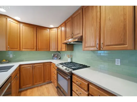 3725 SE Tibbetts Street Portland OR 97202