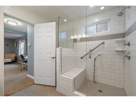 3725 SE Tibbetts Street Portland OR 97202