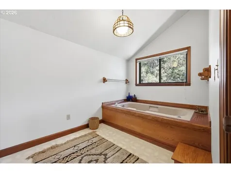 71616 Northshore Drive Birkenfeld OR 97016
