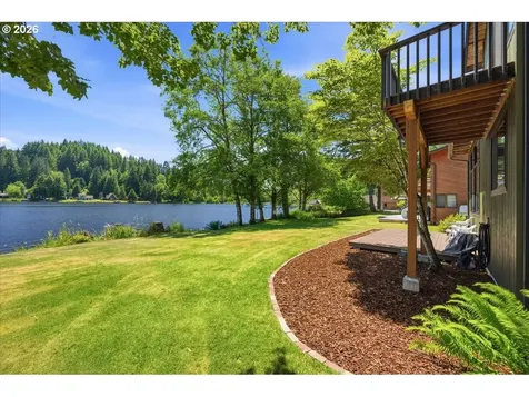 71616 Northshore Drive Birkenfeld OR 97016