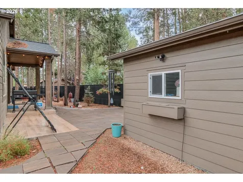 51868 Trapper George Lane La Pine OR 97739