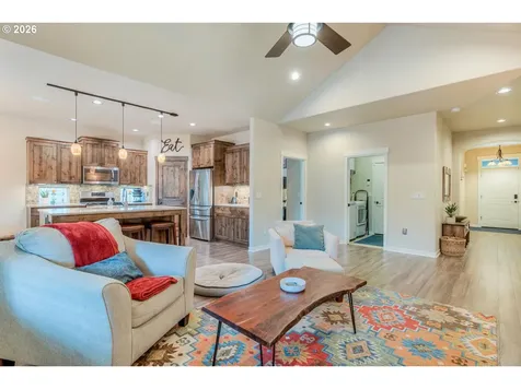 51868 Trapper George Lane La Pine OR 97739