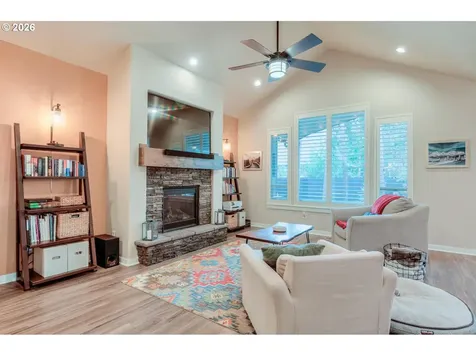 51868 Trapper George Lane La Pine OR 97739